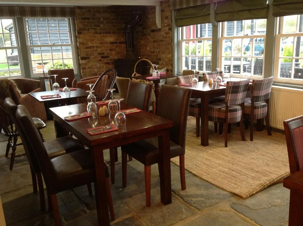 The Red Lion Hotel Whittlesford Exterior foto